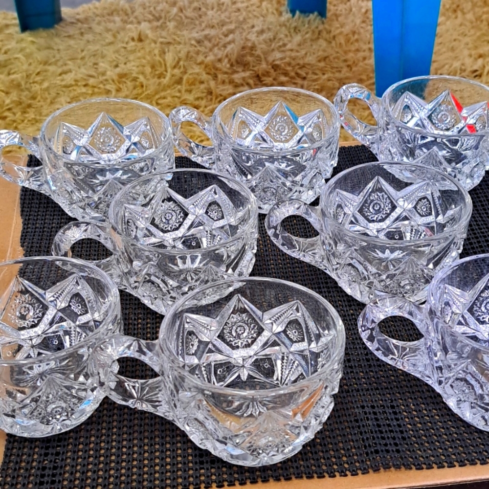 9 glass  punch bowl cups